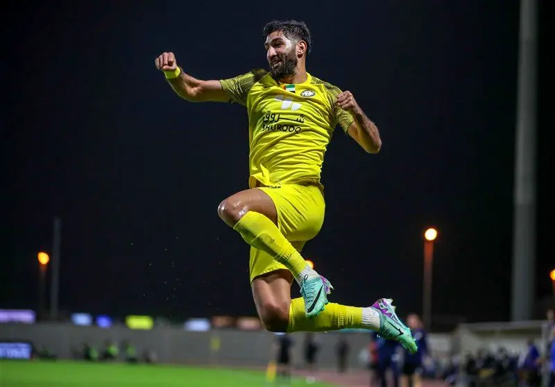 پیشنهاد استقلال به لژیونر سرشناس؛ رقابت با پرسپولیس و سپاهان

