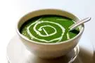 طرز تهیه سوپ اسفناج؛ سوپ مقوی و خوشمزه برای روزهای پاییز 