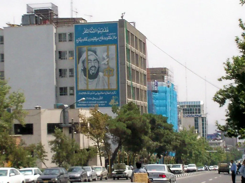 «خالد اسلامبولی» از روابط ایران و مصر کنار می‌رود؟