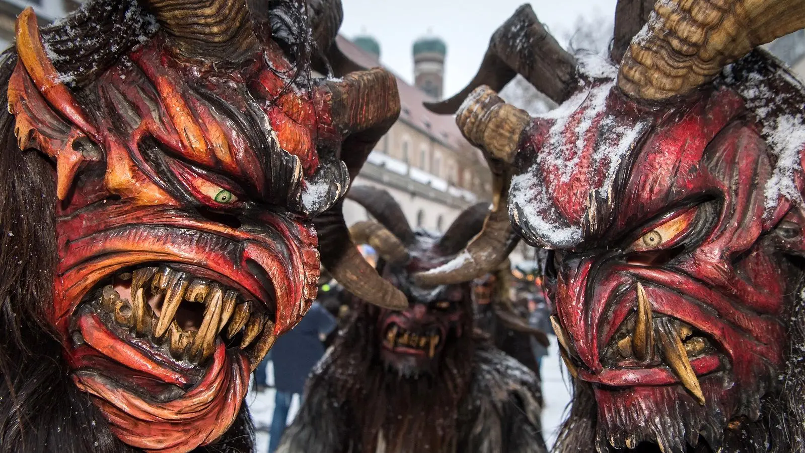 شیاطین شاخدار «کرامپوس» خیابان‌های مونیخ را تسخیر کردند