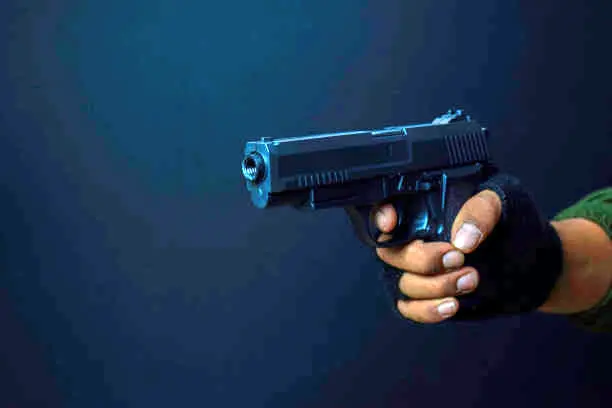 تیراندازی به راننده تاکسی در لاهیجان؛ ماجرا چه بود؟
