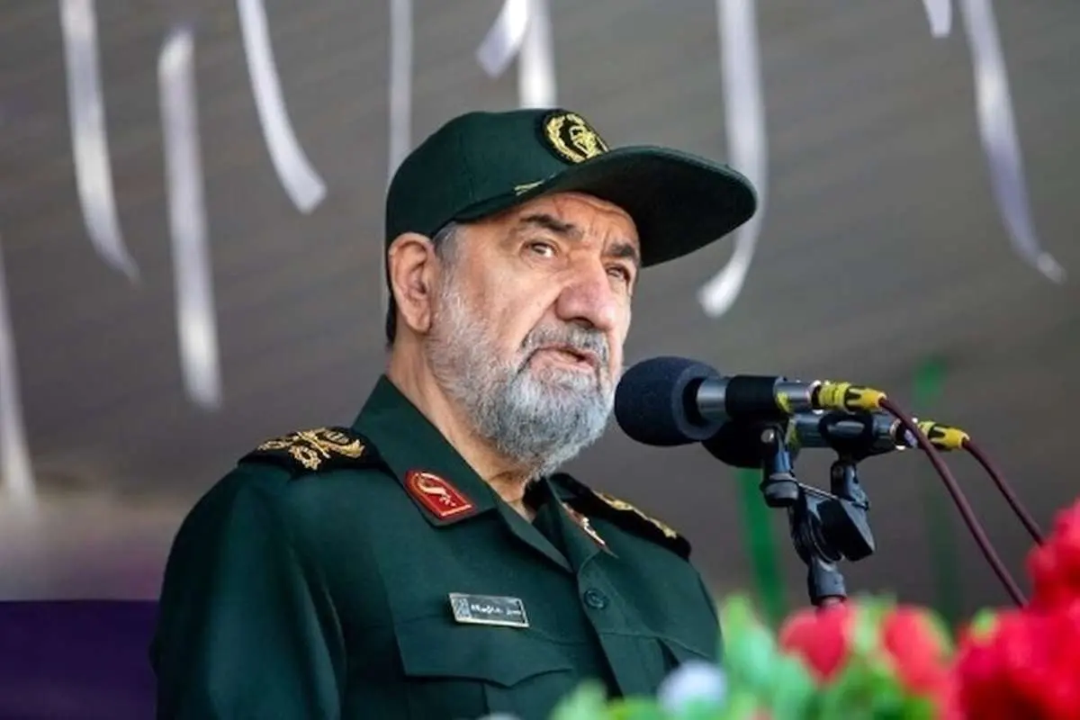 محسن رضایی: باید خودمان را برای سرکوب متجاوزان کاملاً آماده کنیم