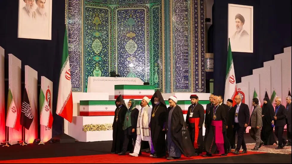 روایت سی ان ان از تشییع آیت الله خامنه‌ای