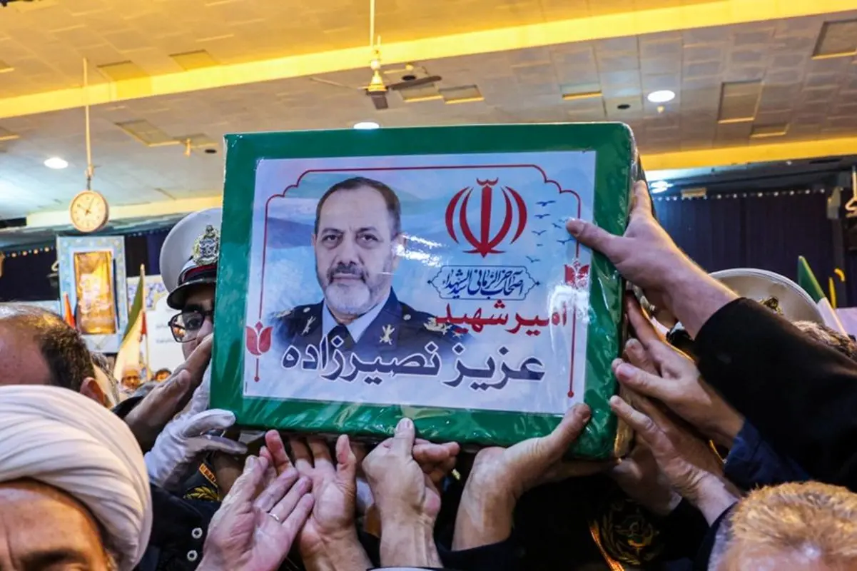 تصاویری از مراسم تشییع وزیر دفاع