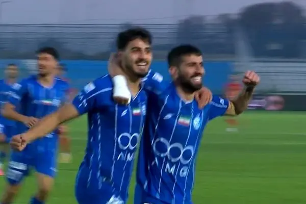 ببینید؛ گل اول استقلال به فولاد توسط سحرخیزان در دقیقه 30