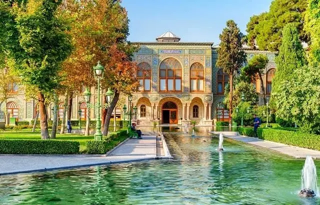 عقب‌ماندگی جدی ایران از اهداف گردشگری در افق ۱۴۰۴