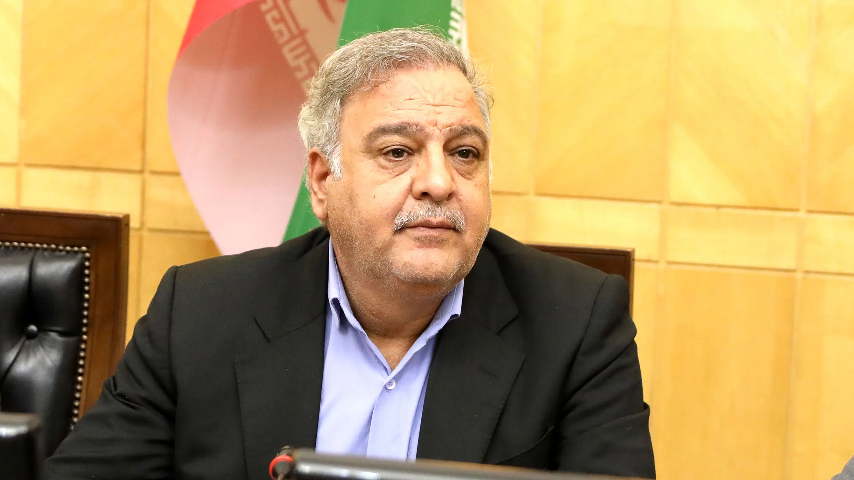 نماینده مجلس: شرکت‌های تراستی ٧ میلیارد دلار تحویل نداده‌اند 