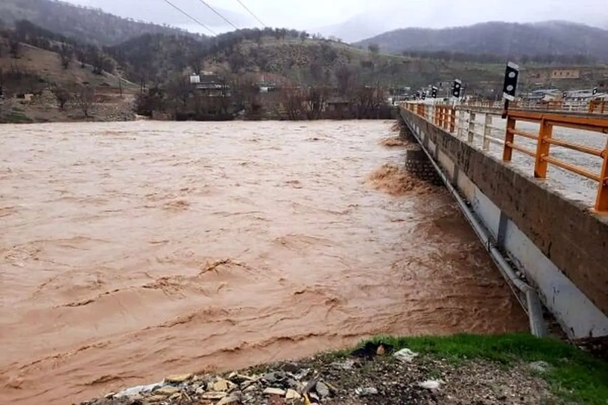  خروش رودخانهٔ فنوج سیستان بلوچستان پس‌از چند ماه خشکسالی