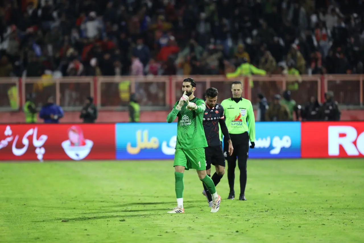 وقت پاسخ پرسپولیسی‌ها به تمسخر شجاع
