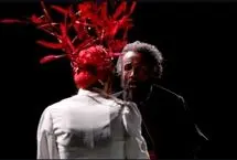 ماجرای فردی متهم به آزار  و تجاوز به ۲۱ نفر روی صحنه تئاتر