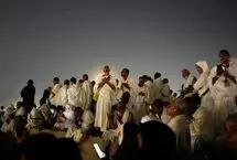 حجاج در گرمای 40 درجه عرفات