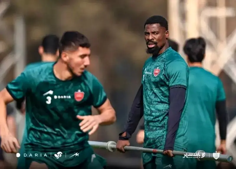 سرژ اوریه مقابل استقلال بازی می‌کند؟