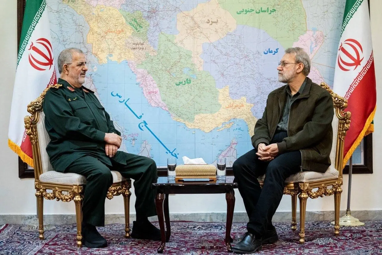 دیدار لاریجانی با سرلشکر پاکپور
