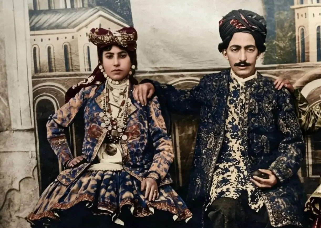 سفر زمان؛ از «رقاص عروسی» تا «زنان تهرانی در تکیه‌دولت»