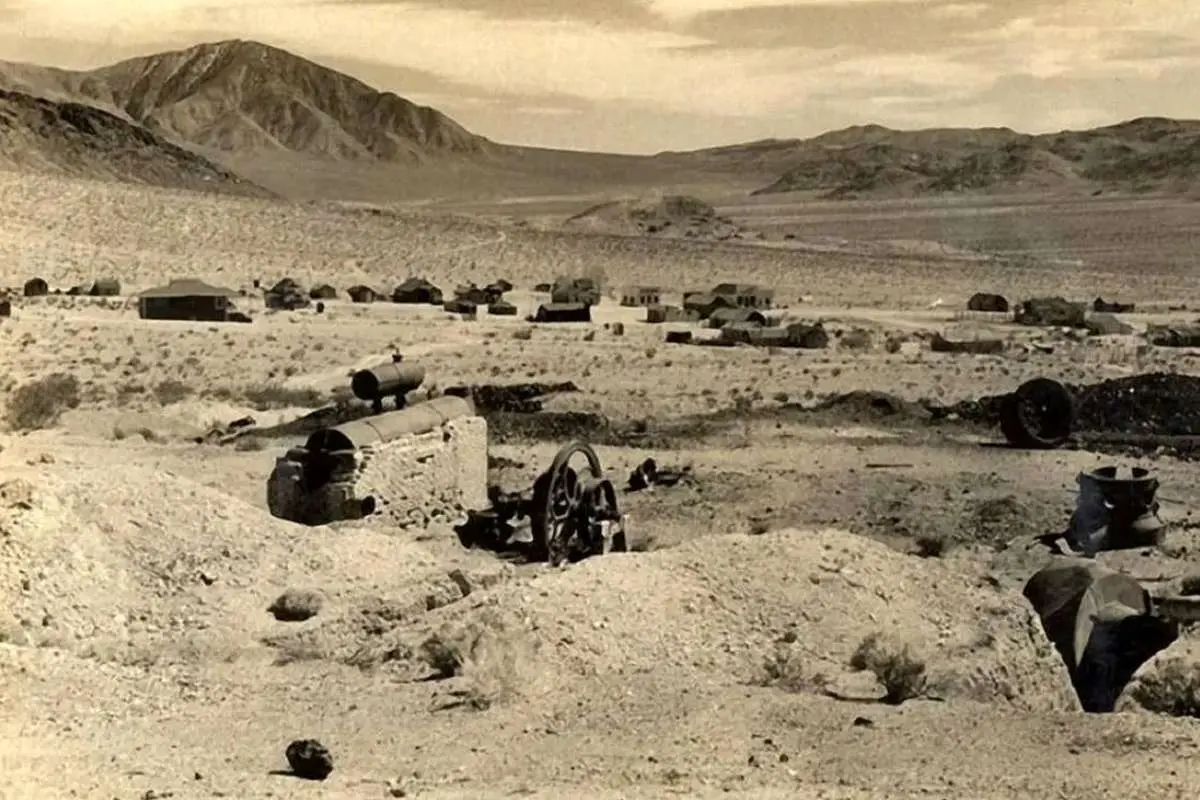 عکس‌های دیده‌نشده از اولین آرامستان تهران!
