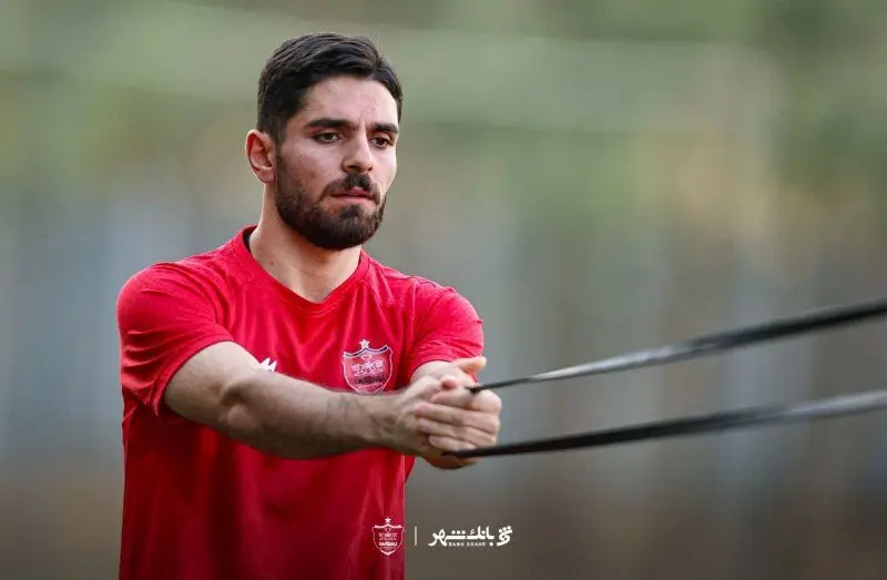 عمری تمرین پرسپولیس را از دست داد