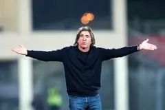 دلخوری ساپینتو از حرکت عجیب مدیرعامل استقلال بین دو نیمه!