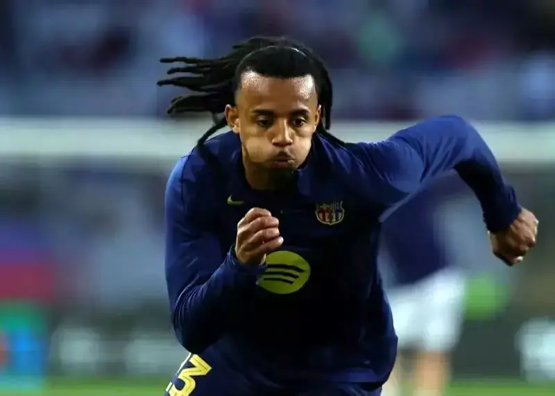 ستاره‌ای که در بازی بازی رئال بارسا مامو مهار وینیسیوس شد