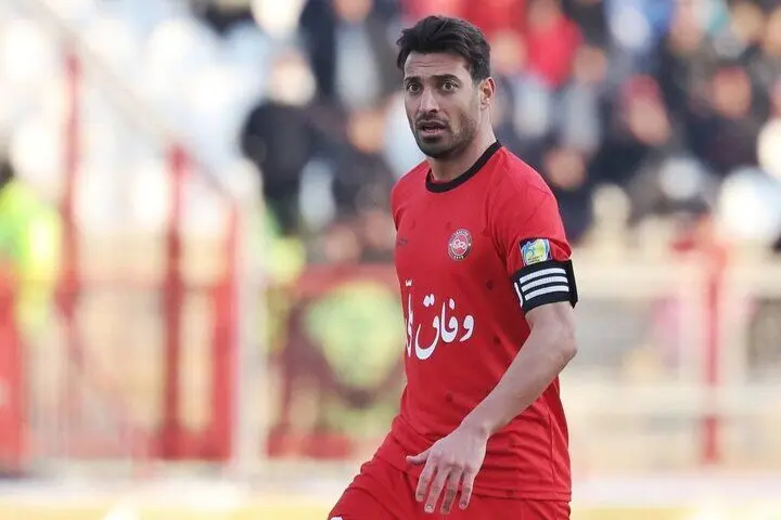 ببینید؛ شجاع خلیل‌زاده بازیکنان پرسپولیس را مسخره کرد