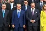 ببینید؛ عکس دسته جمعی رهبران ناتو
