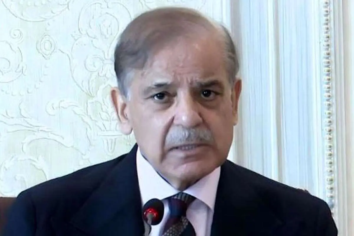 نخستوزیر پاکستان: توپ در زمین طالبان است