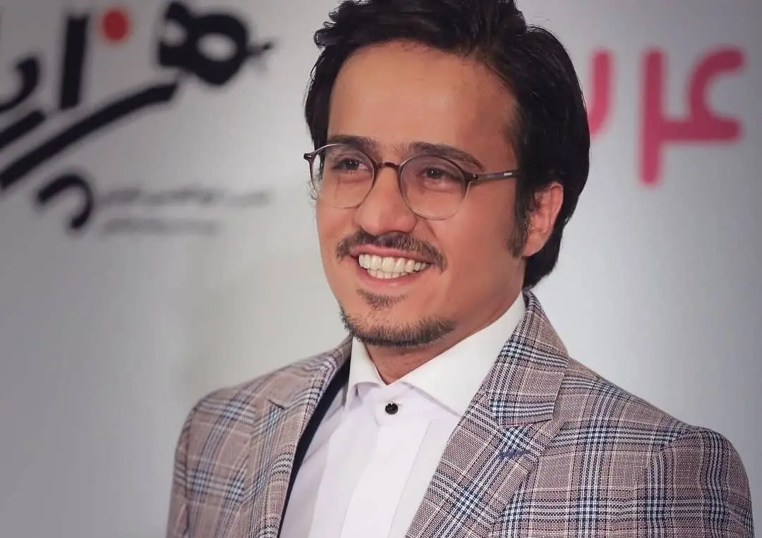 کودکی حسین سلیمانی در عکاسخانه حرم امام رضا