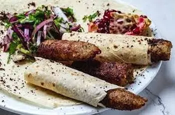 طرز تهیه ساندویج کباب لقمه؛ ساندویچ سالم و خانگی 

