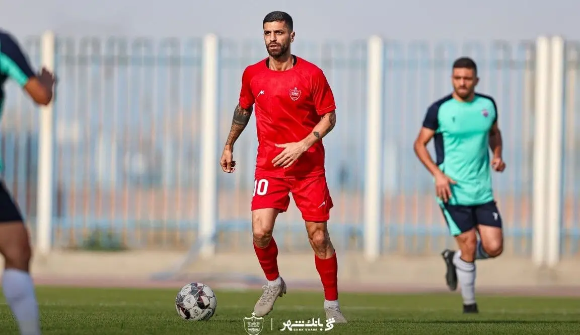 وحید هاشمیان 2 ستاره پرسپولیس را از ترکیب دور کرد؛ بفرمایید نیمکت!