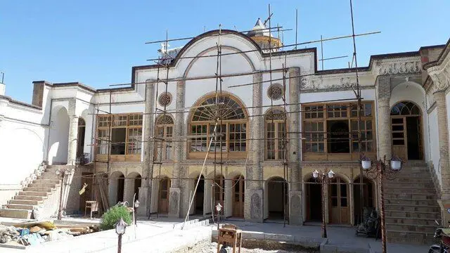 مرمتگر باید عاشق باشد نه کاسب و جاهل!