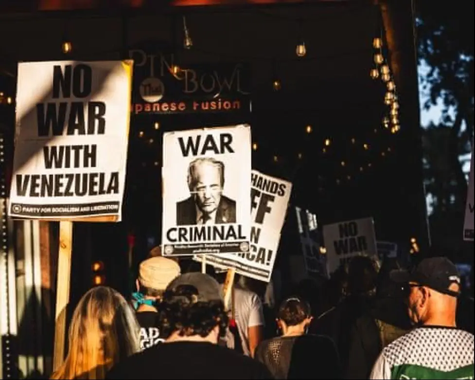 رئیس‌جمهور مدرن یا رئیس باند مافیا؟