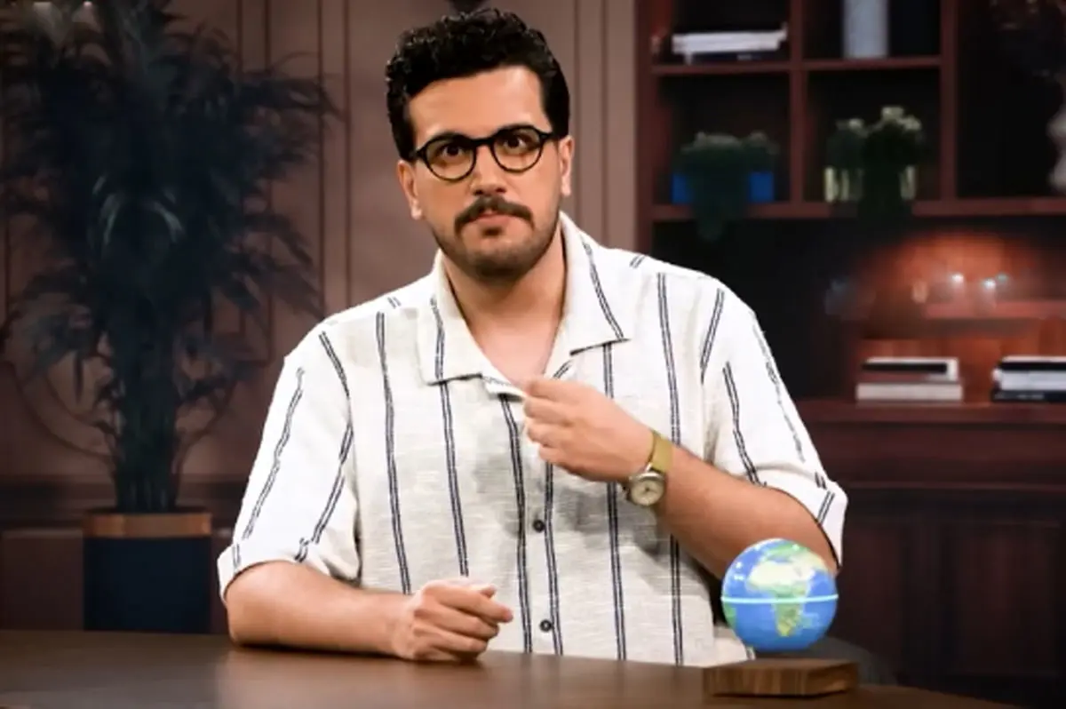 حضور ربات‌های انسان‌نما در برنامه امیرحسین قیاسی