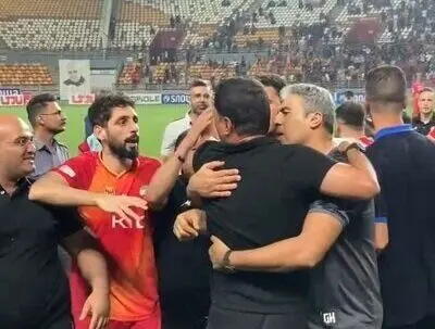 اعتراض شدید حسینی بعد از باخت آلومینیوم به گل‌گهر