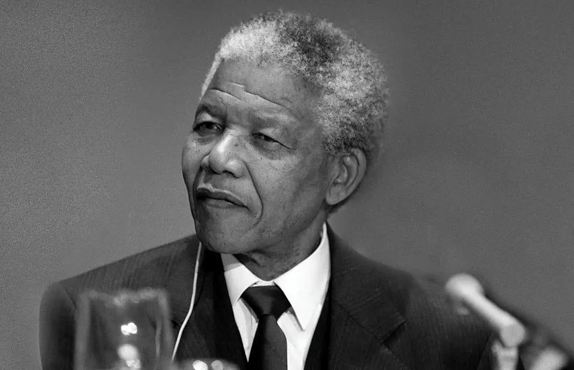 درسی از ماندلا؛ روزی که یک سفیدپوست، یک سیاهپوست را ترور کرد
