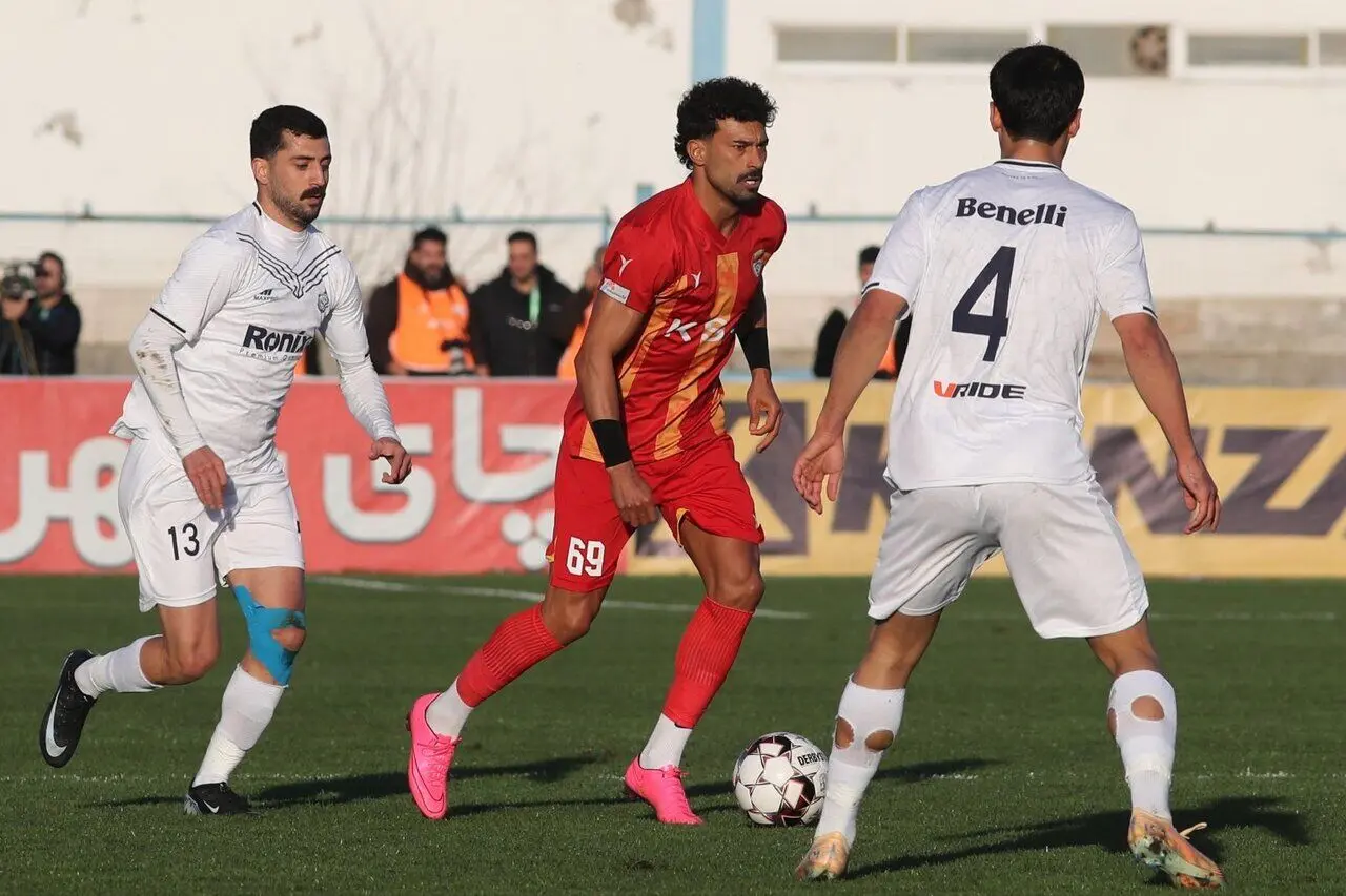 رامین رضاییان - پرسپولیس؛ عشقی که تبدیل به نفرت شد