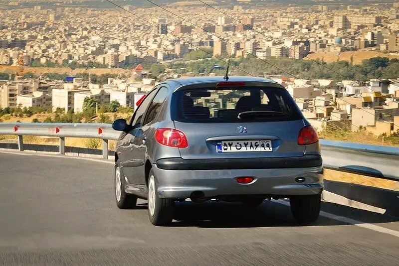 پژو 206