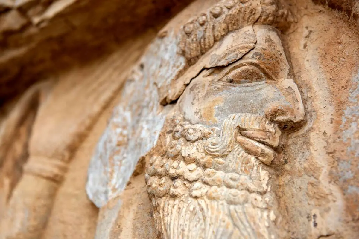 تصاویر؛ نقش رستم زیر سایه برداشت بی‌رویه آب