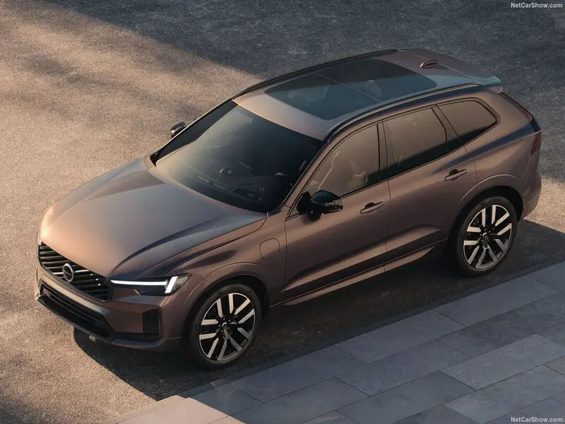 Volvo-XC60-2027-1280-11f3d86b45ebfe0a02e6676b5096f52047