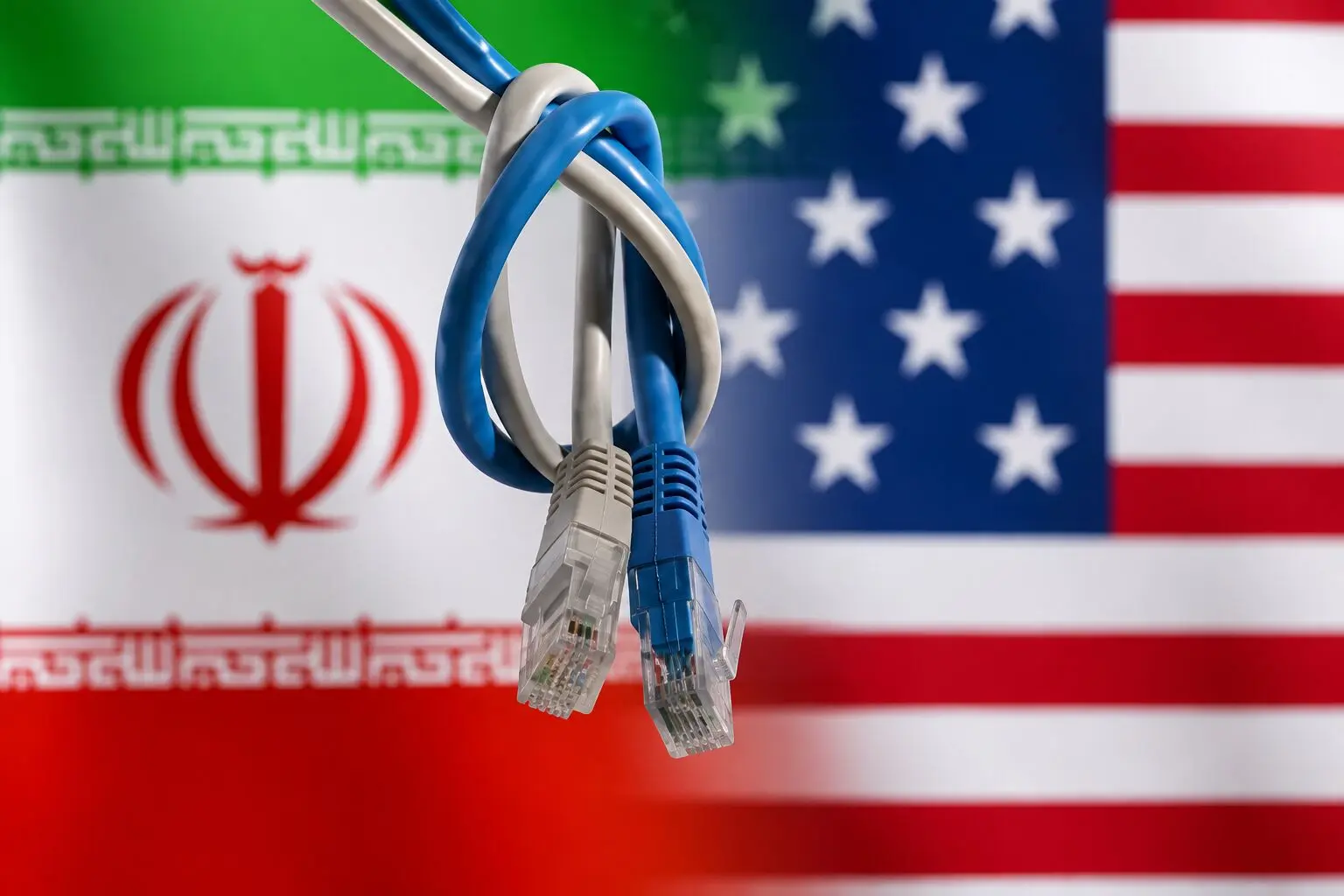 آمریکا ۱۷ ایرانی را به «نفوذ سایبری» متهم کرد