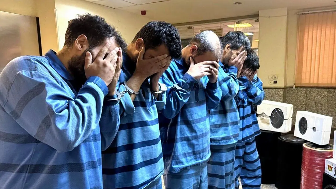 سرکرده باند سرقت، فوق لیسانس و مسلط به سه زبان