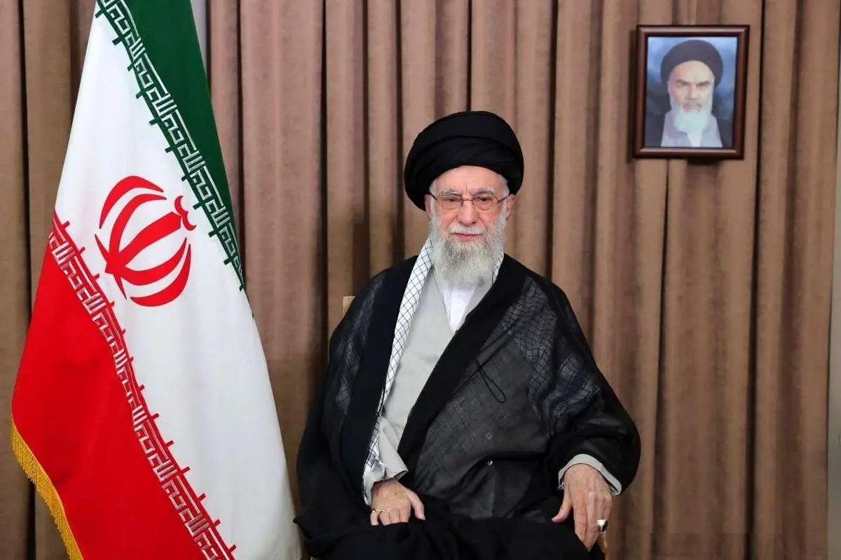 رهبر انقلاب: آمریکایی‌ها بدانند هرگونه ورود نظامی آنها با صدمه جبران‌ناپذیر همراه خواهد بود

