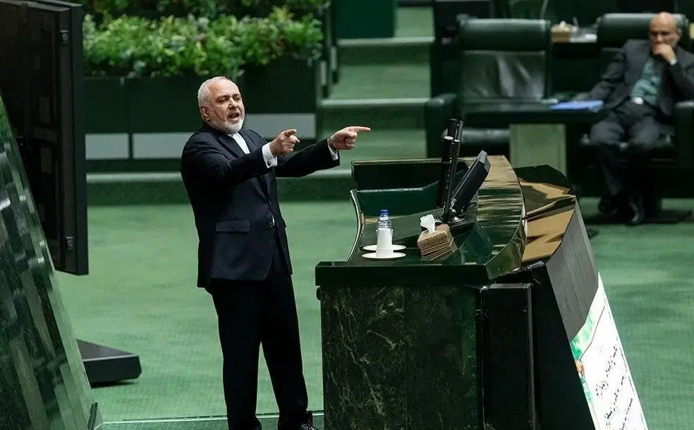 پارادوکس منتقدان تندروی ظریف