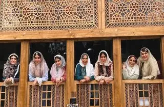 تصاویری از پشت صحنه فصل دوم سریال «بامداد خمار»