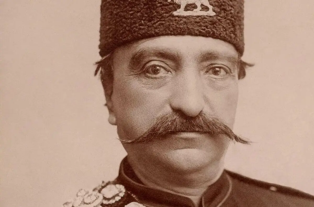 عکس یادگاری «مادام پلو و فرزندش» با زنان اندرونی ناصرالدین‌شاه