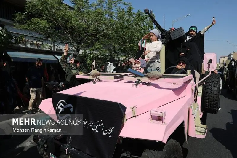 رزمایش دختران جانفدا