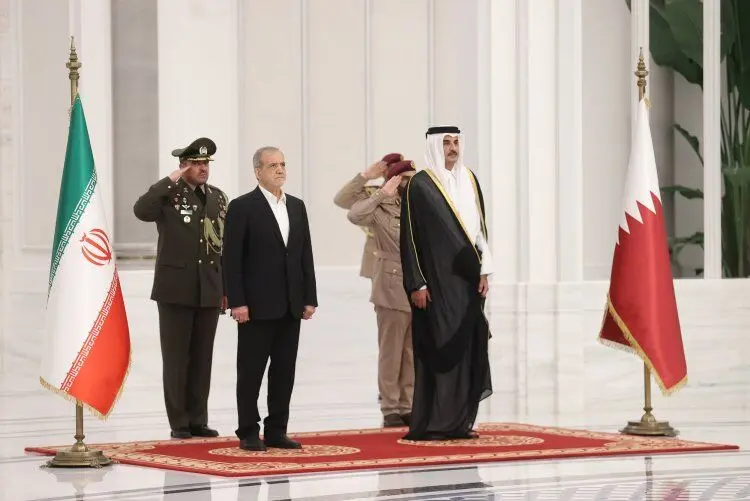 پزشکیان به امیر قطر: مردم ایران از حقوق مشروع خود دفاع می‌کنند