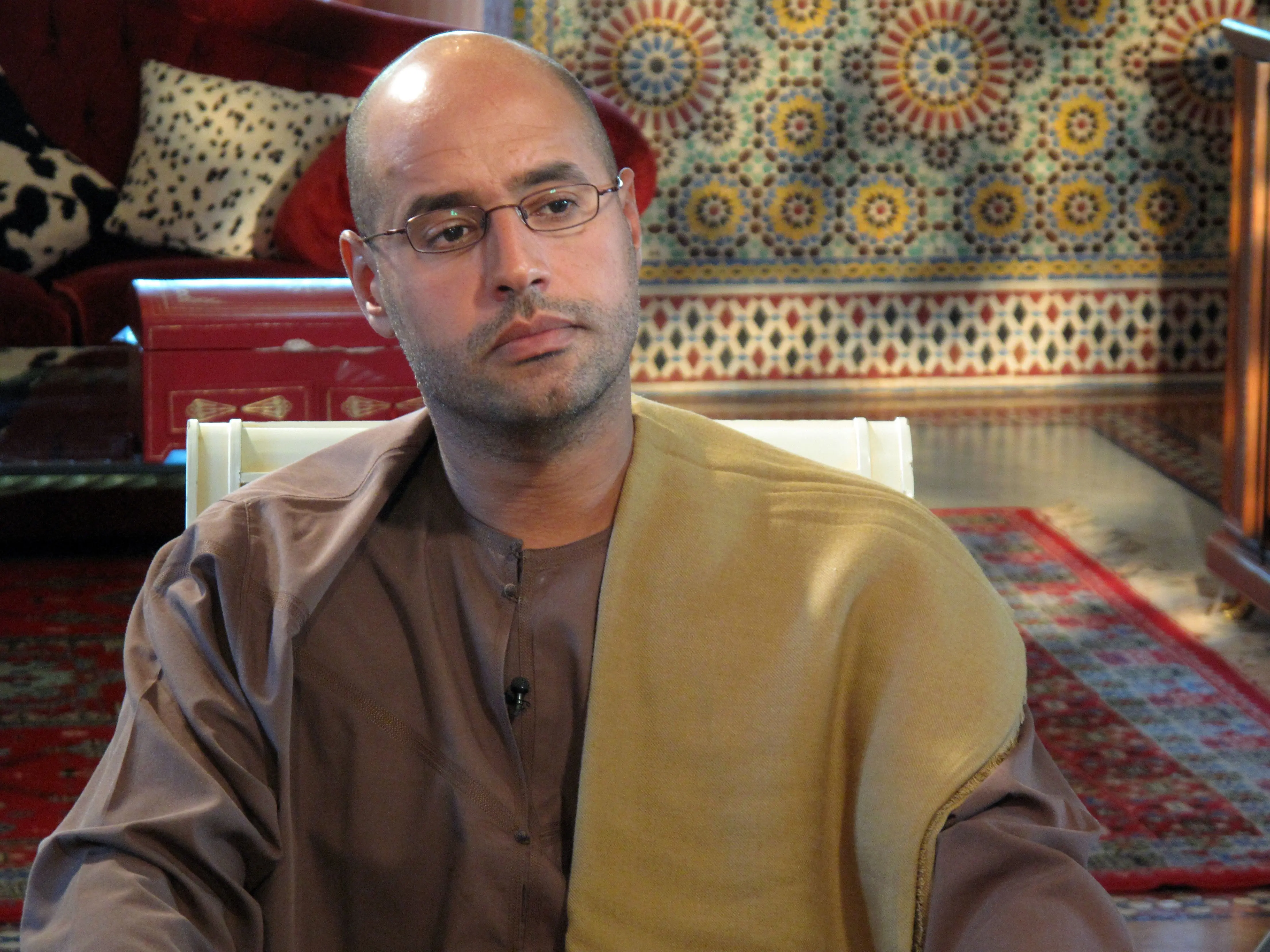 افشای چگونگی قتل پسر «معمر قذافی»: چهار فرد مسلح و نقابدار به محل اقامت او یورش بردند 