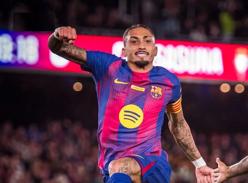 photo_2025-12-13_23-02-25