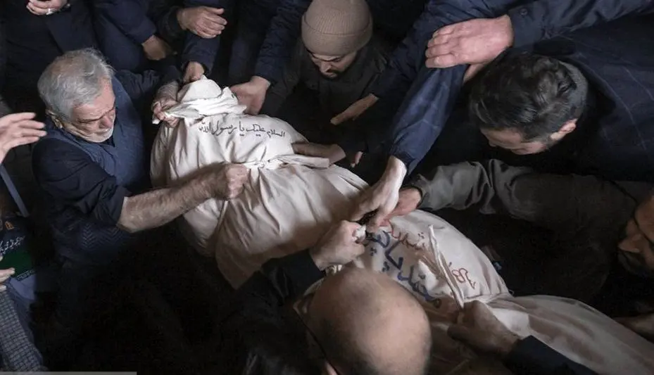 تصاویر؛ خاکسپاری پیکر فرمانده کل سپاه 