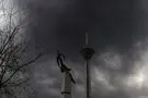 تصاویر؛ آسمان سیاه تهران