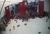 (16+) خودسوزی جوان یمنی در مسجد